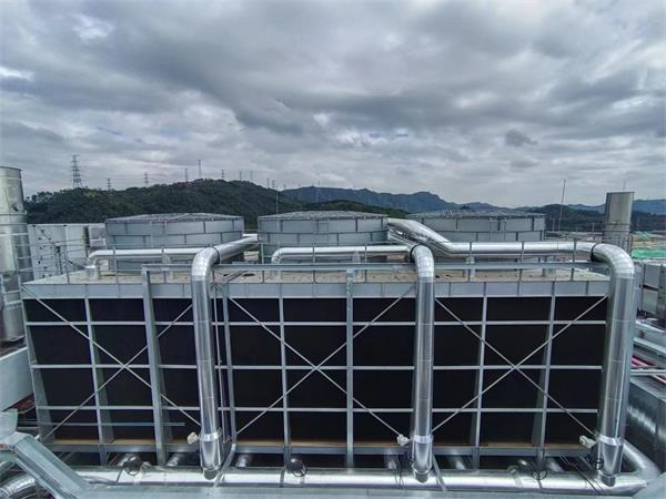 玻璃鋼冷卻塔是怎樣安全放水的(玻璃鋼冷卻塔怎么降溫)