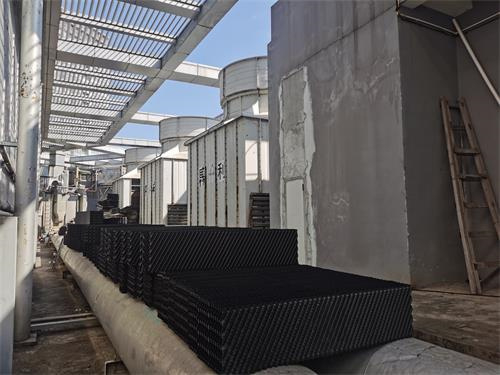 冷卻塔廠家：冷卻塔的工作方式及特點(冷卻塔廠家現(xiàn)狀)